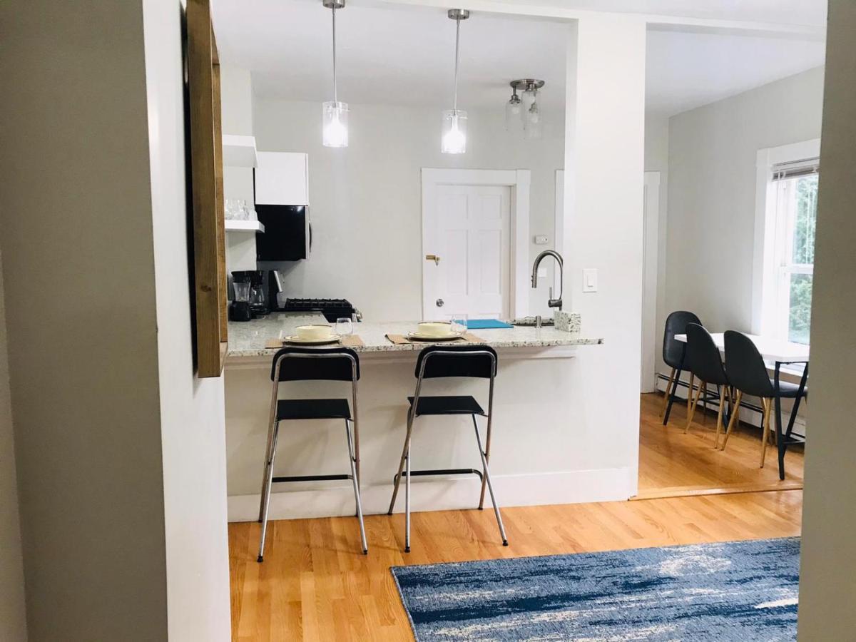 Renovated, 10 Min From The City Boston Exterior photo